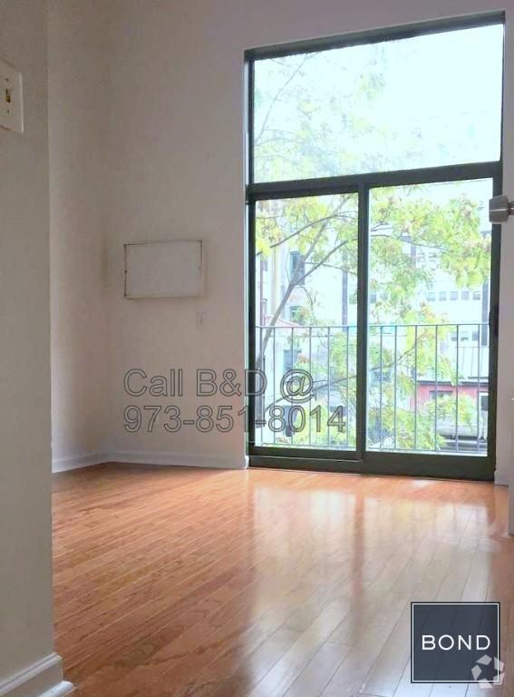 Building Photo - 210-220 East 22nd Street Unit 01-GLA Rental