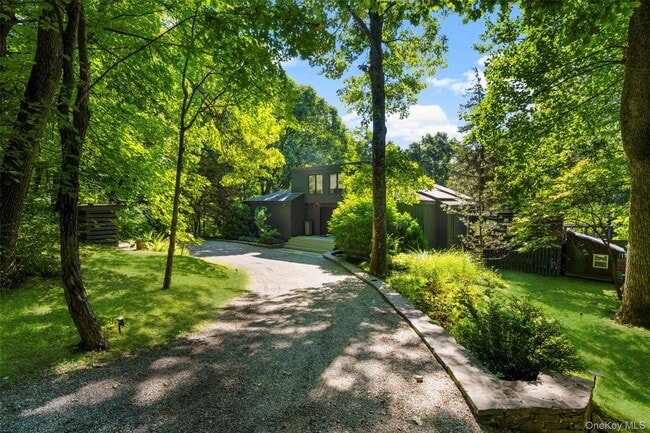 Photo - 33 Dry Pond Rd