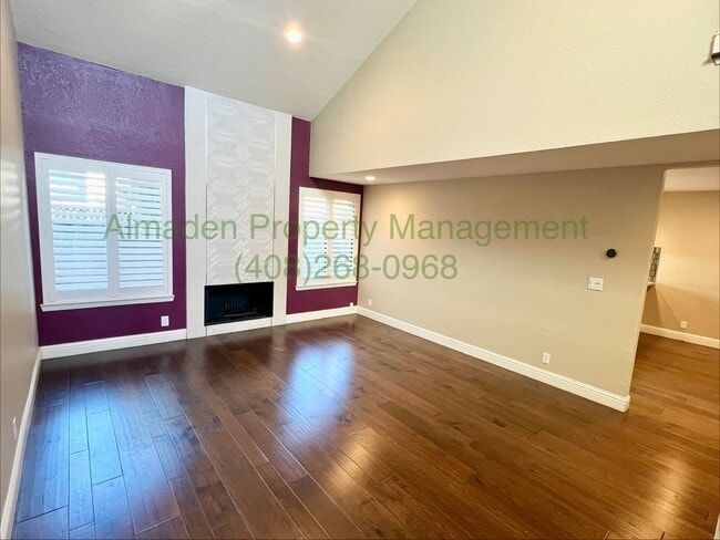 Photo - Remodeled Almaden Townhome next to Foothills!! Great Schools & Central A/C!!