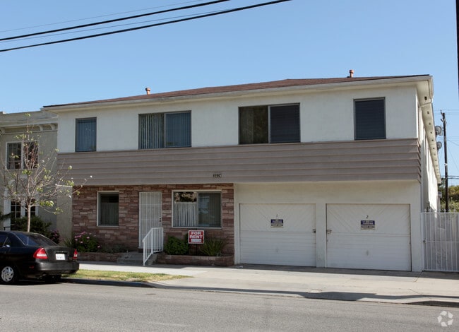 Building Photo - 3024 E 3rd Street - LA RE 1 LLC