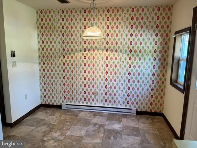 224 W 8th St
