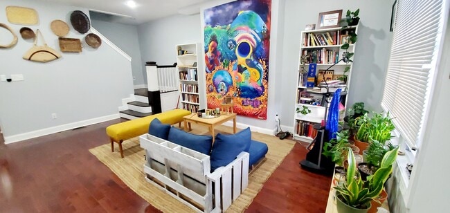 Photo - 5417 Spruce St