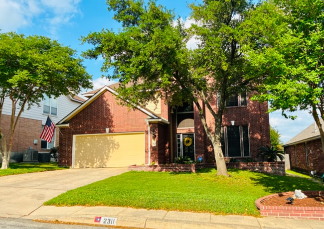 Building Photo - 2311 Encino Mist