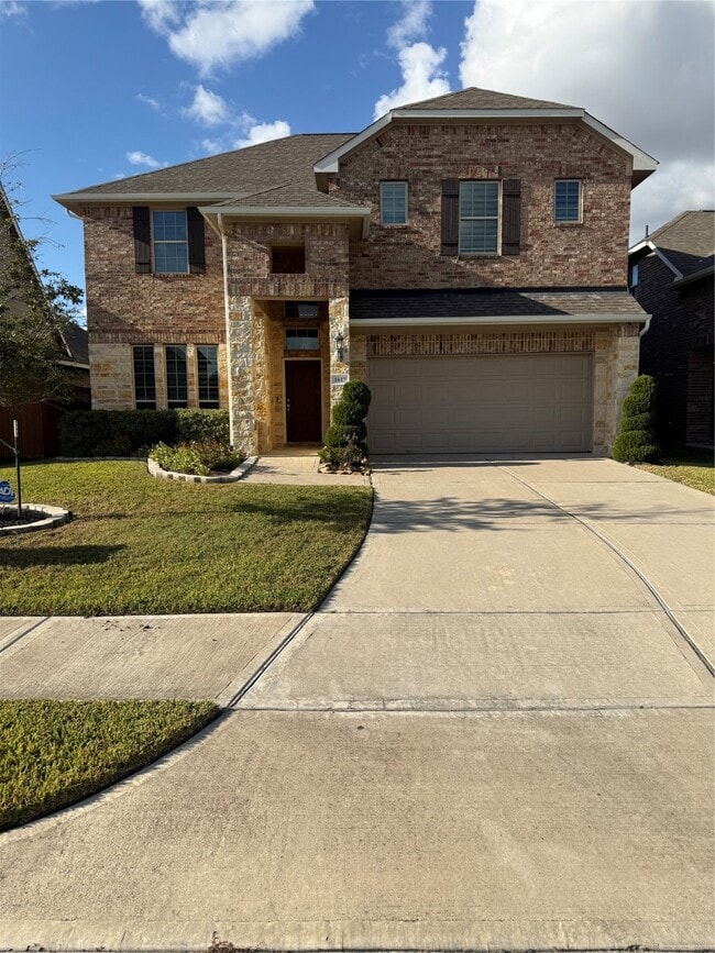 Building Photo - 1617 Darwin Cedar Dr