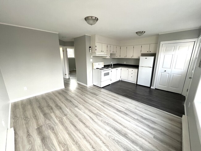 Photo - 27 Barnes Rd Unit 2