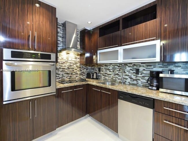 Photo - 19390 Collins Ave Unit 318