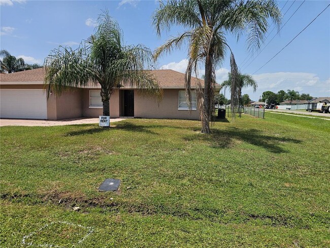 Photo - 102 Whitehall Way