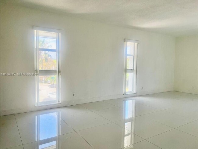 Photo - 405 S Pine Island Rd Unit 403D