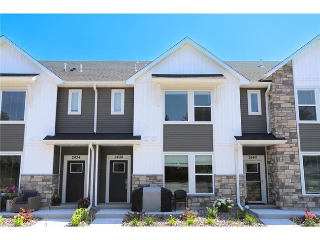 Photo - 2438 N Blossom Cir Townhome