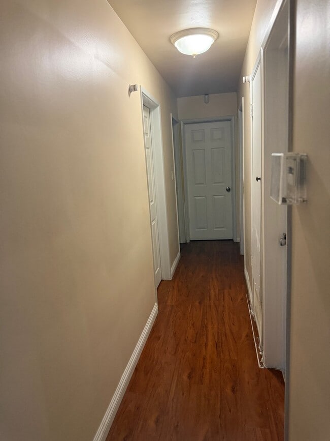 8401 Darby Ave