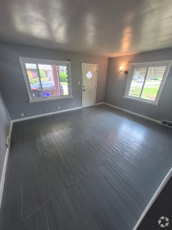 Building Photo - 1104 Pollock Ave Rental