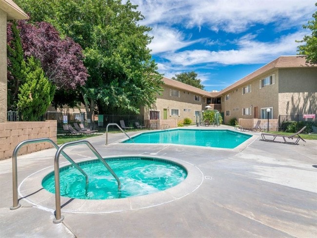 Racquet Club Apartments