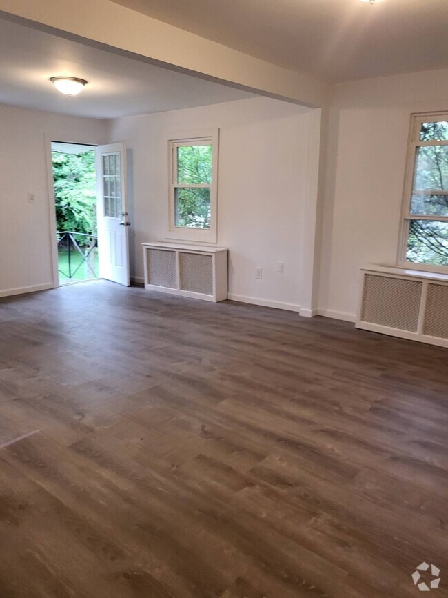 Building Photo - 520 Linden St Rental