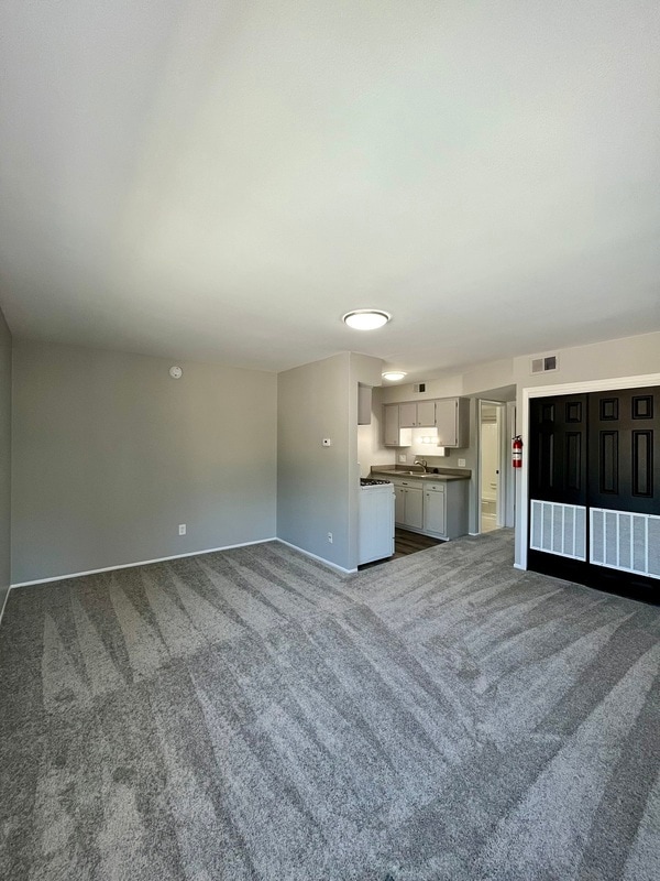 Photo - 4441 Oakwood Unit 4