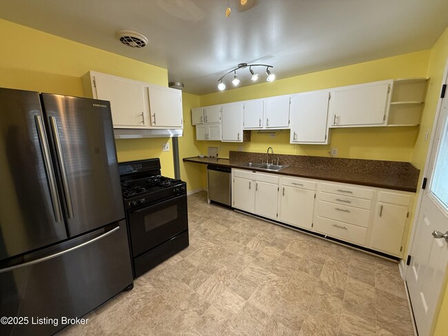 Photo - 2431 Proctor Knott Dr