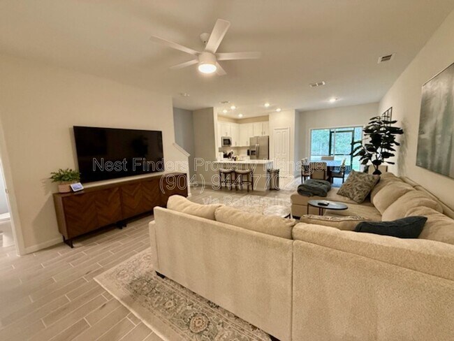 Photo - 376 Belfort Ct