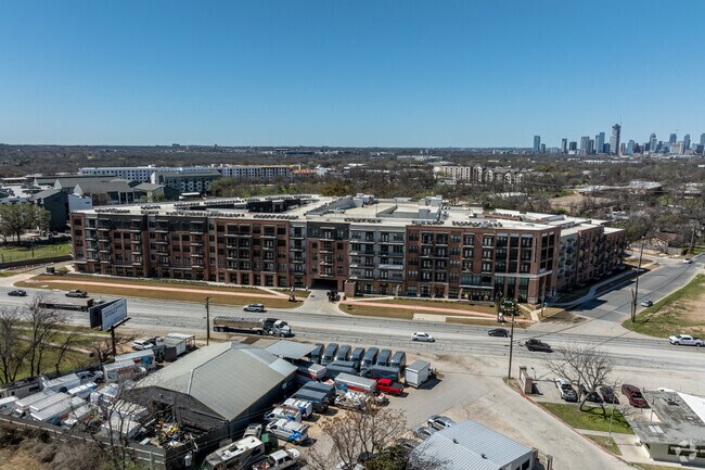 Photo - Eastpoint Apartments