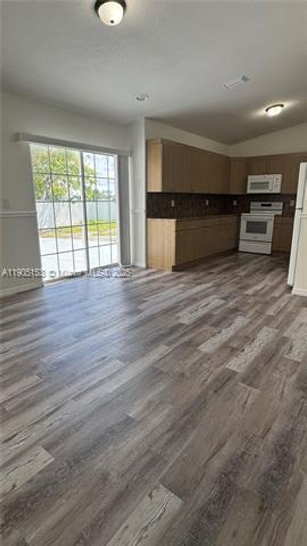 Photo - 11434 SW 185th St