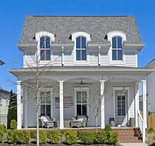 Photo - 1084 Beckwith St House