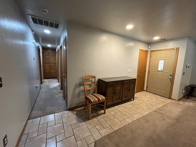 Photo - 2117 N Burdick St