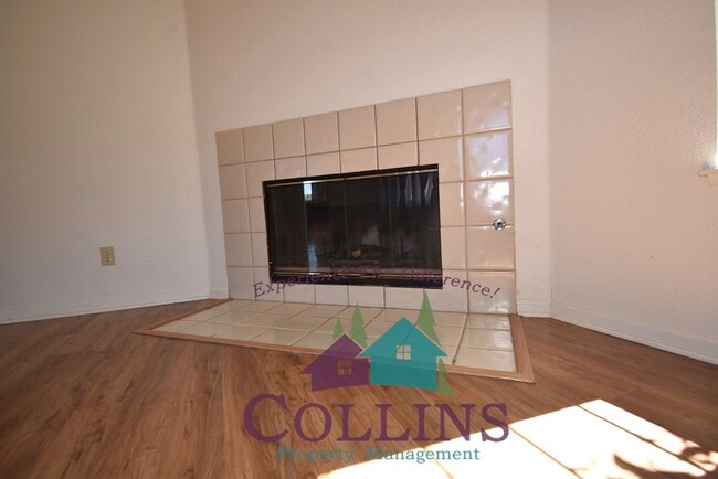 Photo - 505 Adriana Pl