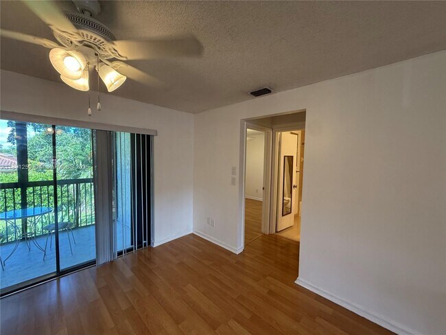 Photo - 9649 NW 4th St Unit 5E