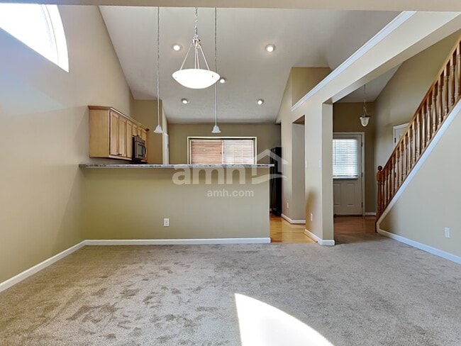 Photo - 439 Parkview Ct