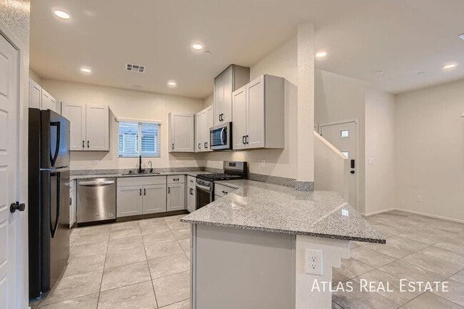 Building Photo - 4452 Sapphire Moon Ave