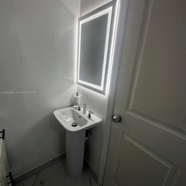 Photo - 15761 SW 42nd Terrace Unit 1