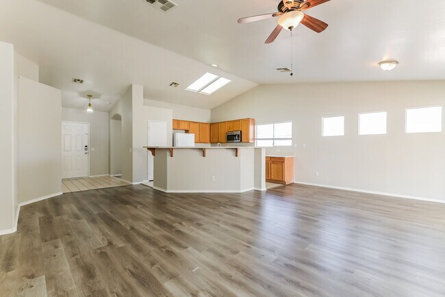 Photo - 4738 Zia Ridge St