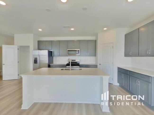 Photo - 5311 Carnegie Rd