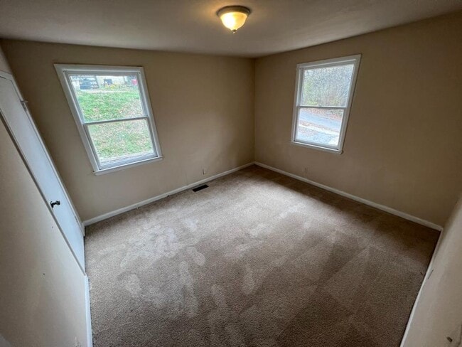 Photo - 146 Tusculum Rd