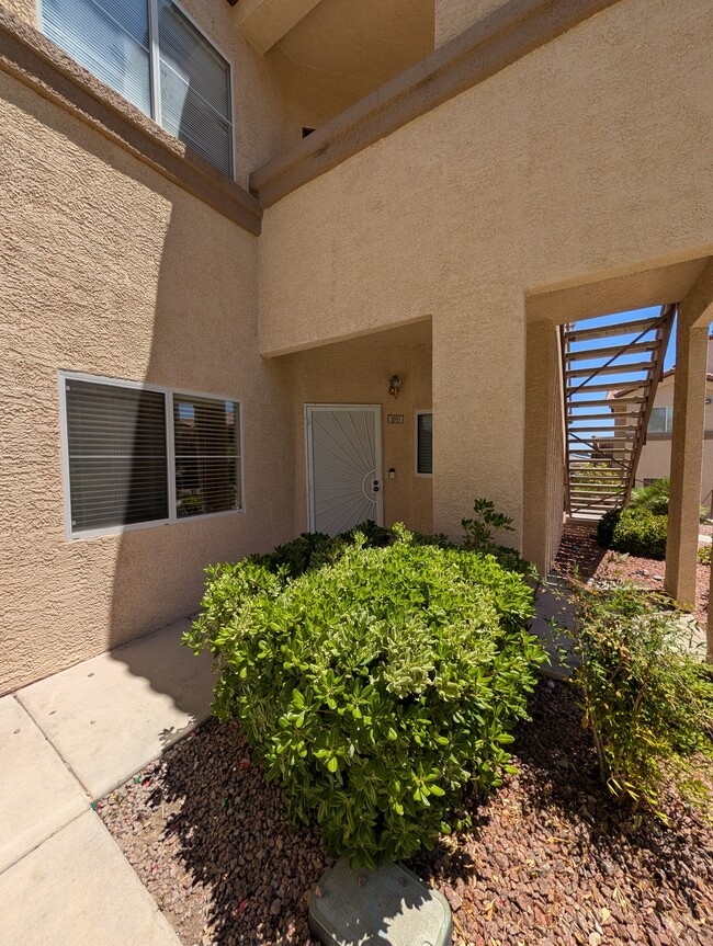 Building Photo - 8501 W University Ave Unit Fiesta Condo #1095
