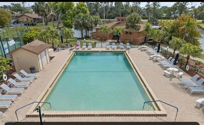 Photo - 17422 Birchwood Ln Unit 2