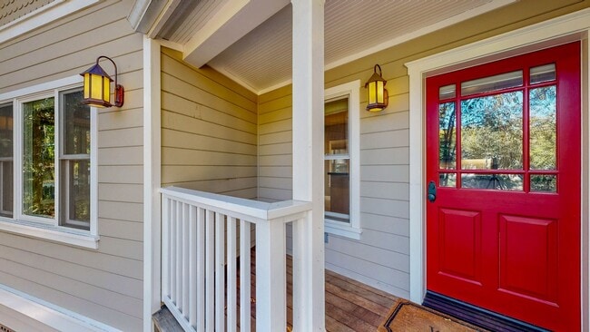 Photo - Serene 1 bedroom 1 bath Calistoga Home adj...