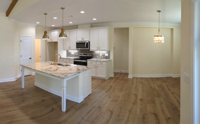 Photo - 91 Tropics Ave