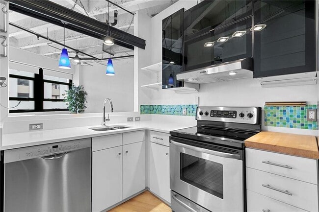 Building Photo - 878 Peachtree St NE Unit 431