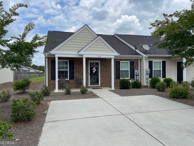 Building Photo - 238 Sunview Dr Rental