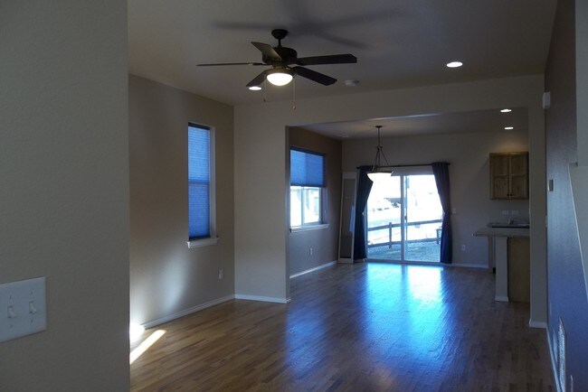 Photo - 1902 Mackinac St