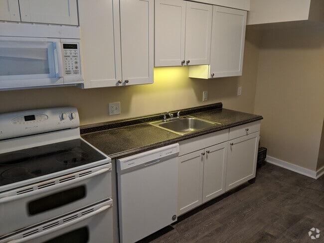 Building Photo - 186 Juniper Dr Rental