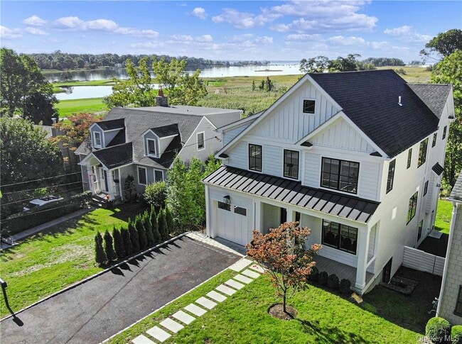 Photo - 184 Soundview Ave