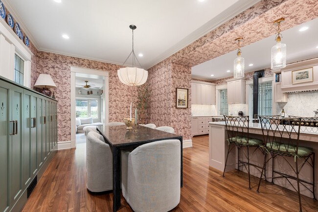 Photo - 967 E 1st Ave