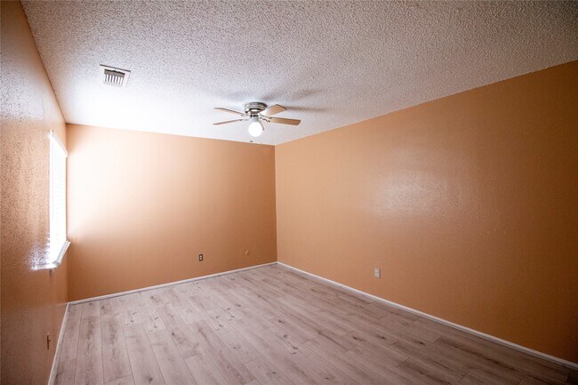 Building Photo - 3162 Windchase Blvd Unit 451