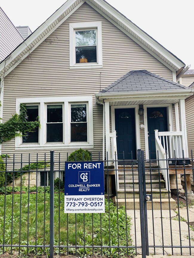 Photo - 2528 W Charleston St Unit 1