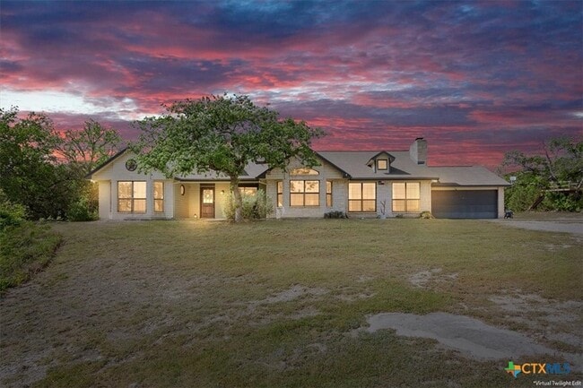 Building Photo - 840 Long Horn Trail