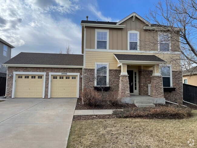 Building Photo - Conservatory 4 Bedroom Home (Available Imm...