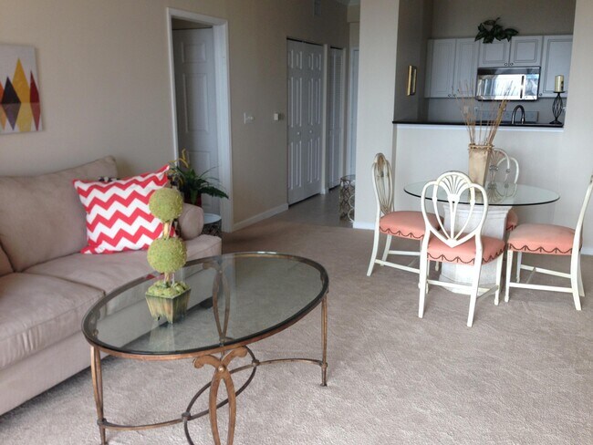 Photo - 651 Okeechobee Blvd Unit 807
