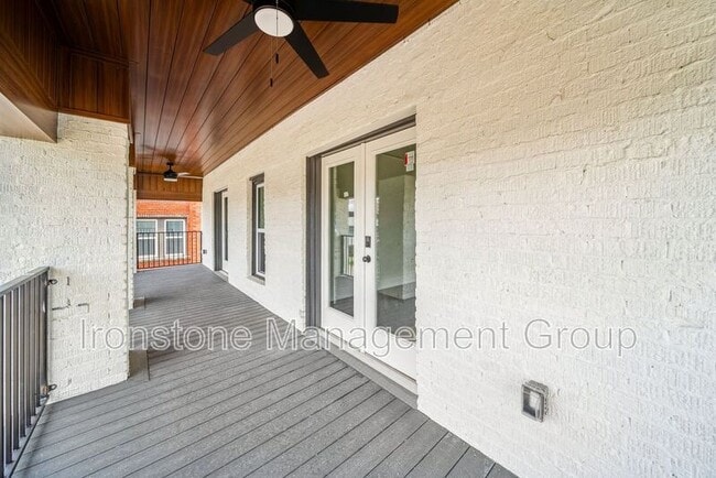 Photo - 1437 S Peoria Ave