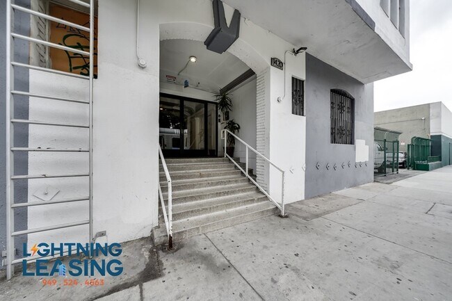 Photo - 1420 Flower St Unidad 7
