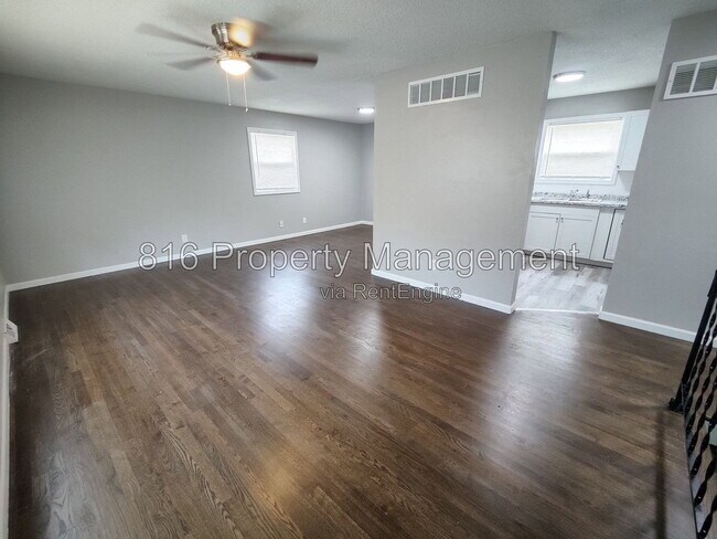 Photo - 7941 NE San Rafael Dr